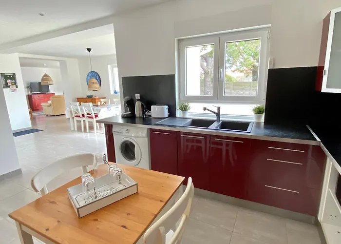 Maison Rénovée: 300m De La Mer, Terrasse, Jardin, Wifi, Animaux Ok - Fr-1-231-281 Casa vacanze