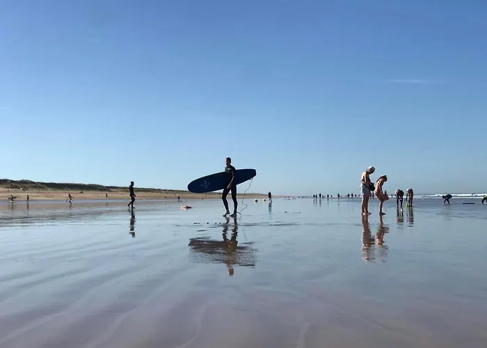 Casa vacanze Maison Rénovée: 300m De La Mer, Terrasse, Jardin, Wifi, Animaux Ok - Fr-1-231-281